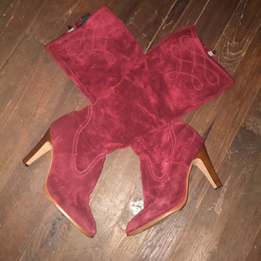 Maroon suede boots