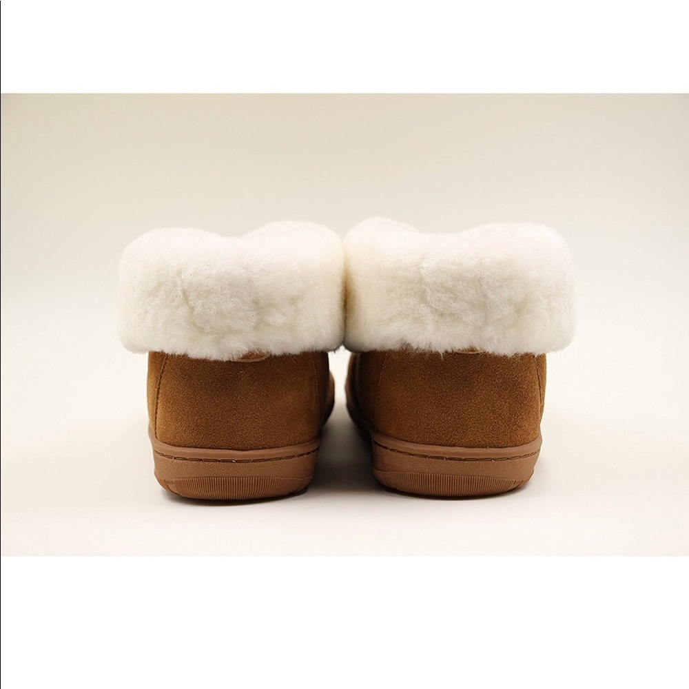 Women’s hardsole bootie slippers