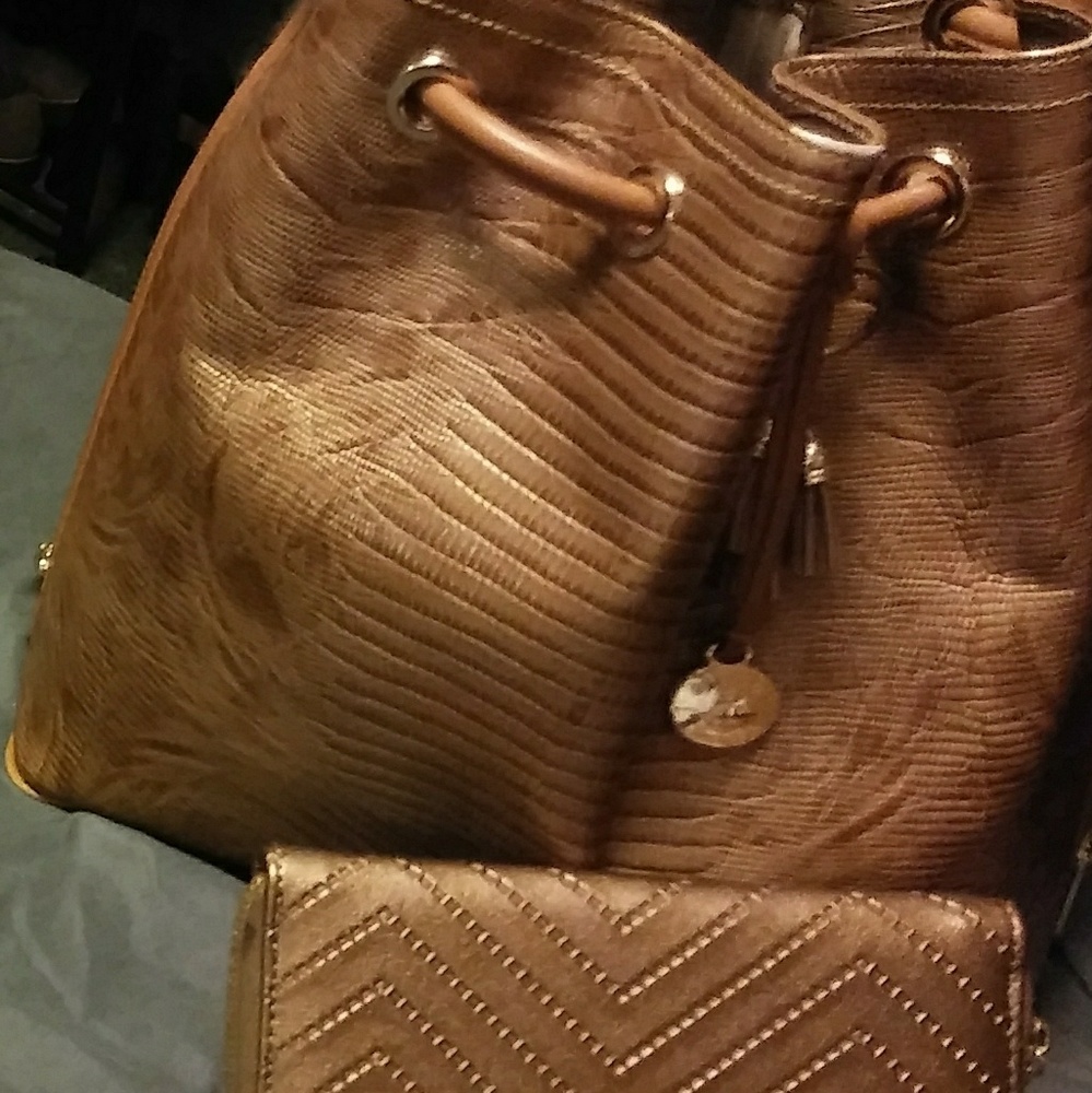 PURSE