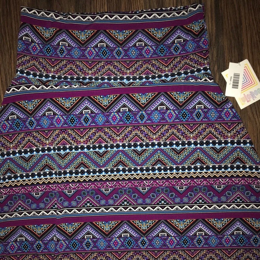 NWT LuLaRoe Maxi - L