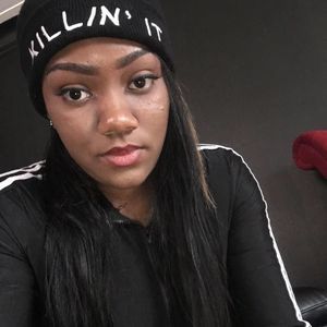 Meet your Posher, Kelli