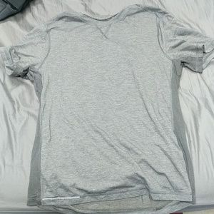 Lululemon mens training/casual t shirt