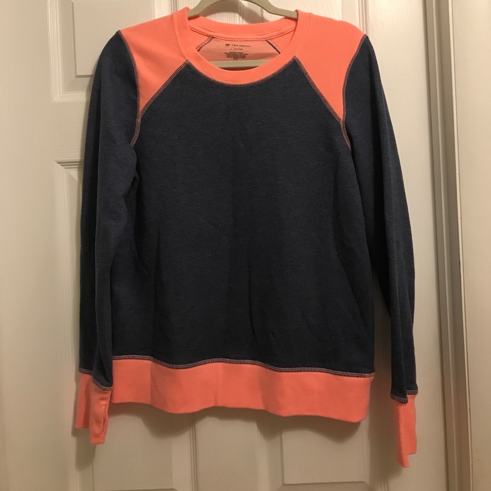 Tek Gear large crew neck sweatshirt