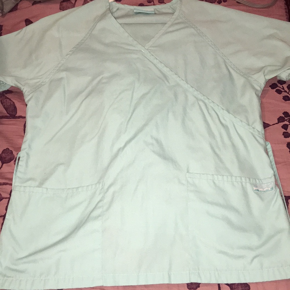 Cool blue scrub set ❄️