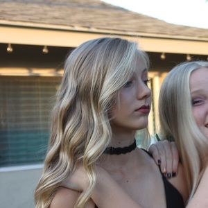 Meet your Posher, Chloe