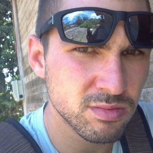 Meet your Posher, Tomas