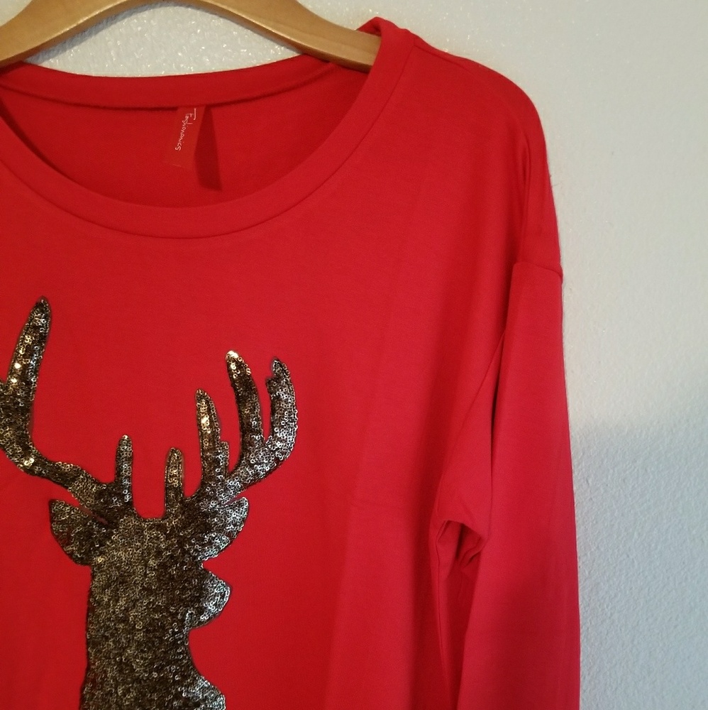 NWT* Red Sequin Deer Patch Long Sleeve Top - Picture 1 of 5