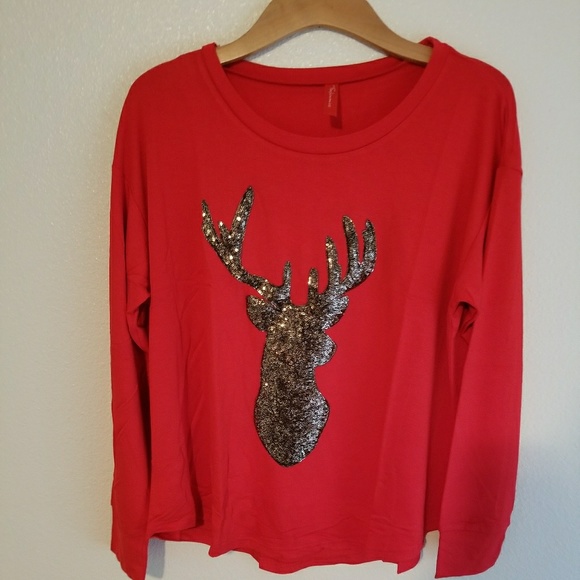 NWT* Red Sequin Deer Patch Long Sleeve Top - Picture 2 of 5