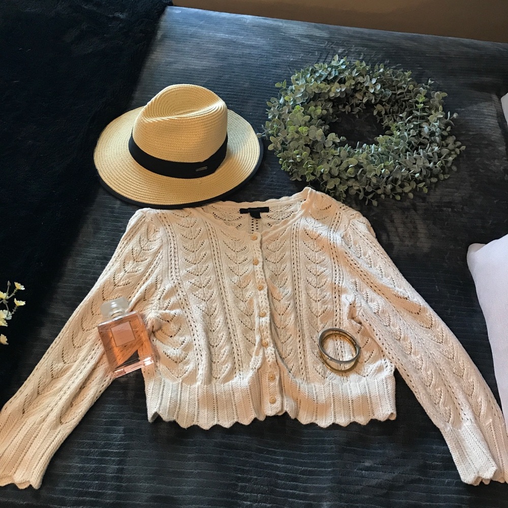 Express Knitted Crop Sweater
