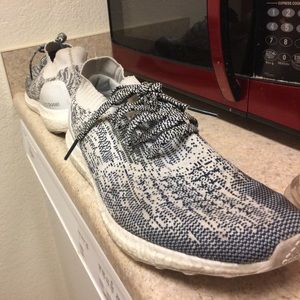 Ultra boost uncaged size 12