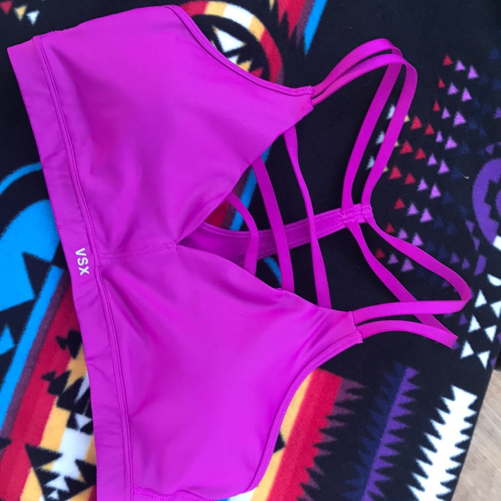 VSX sports bra
