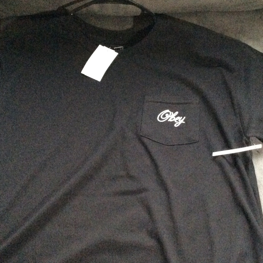Obey t shirt