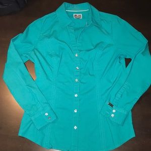 Express - The Essential Shirt