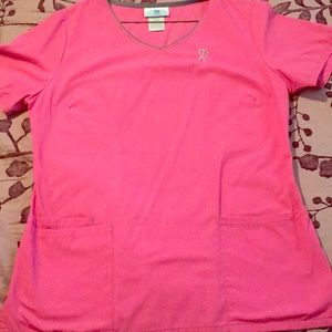 Pink breast cancer scrub top 🎀