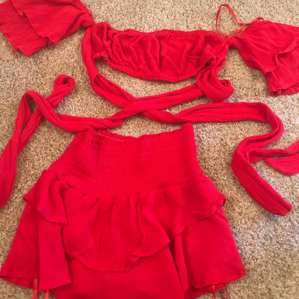 2 piece tigermist red short set size 2