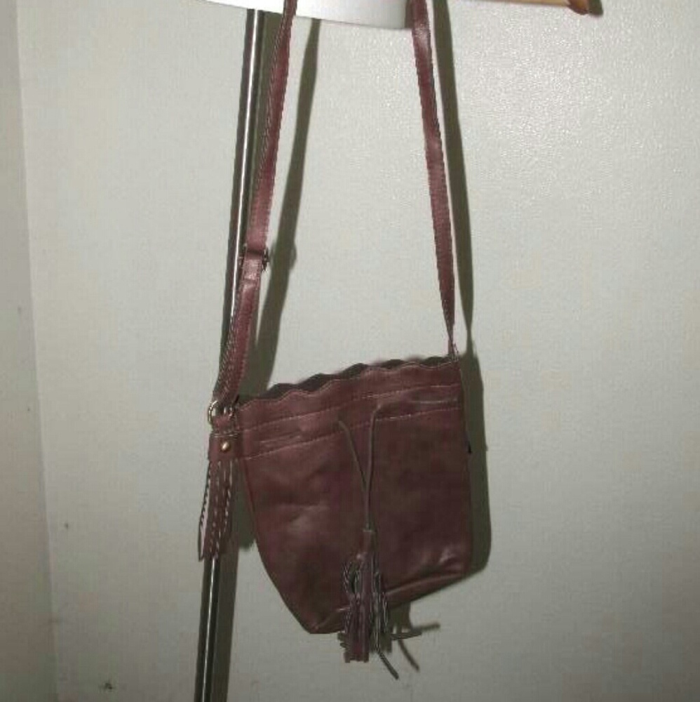 Over shoulder hobo bag (never been used)