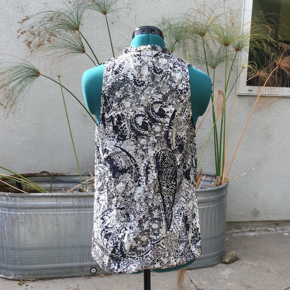 Sale Banana Republic Ruffle Blouse  CCO - Picture 4 of 5