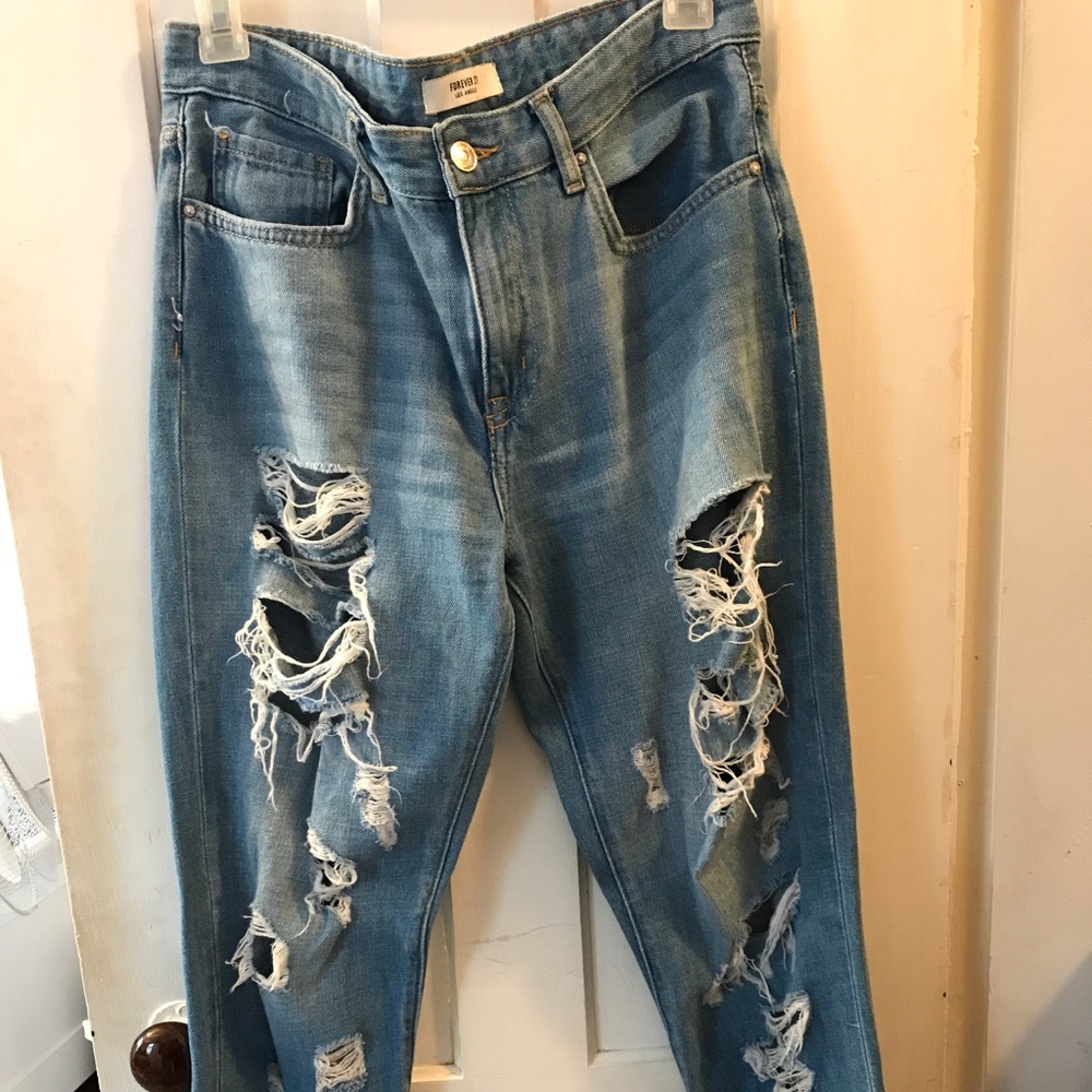 High waisted ripped boyfriend jeans