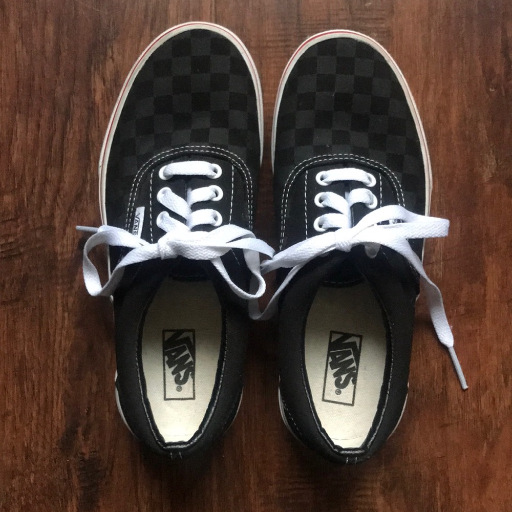 NWOT Boys Lace Up Vans
