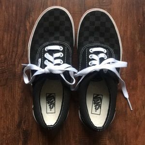 NWOT Boys Lace Up Vans