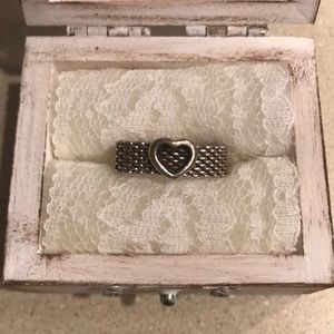 Tiffany & co mesh heart ring