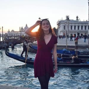 Meet your Posher, Taylor