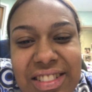 Meet your Posher, Leonor