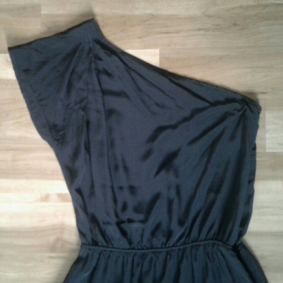 ❤️❤️Pure Silk Flutter Sleeve One Shoulder Dress - Picture 5 of 8