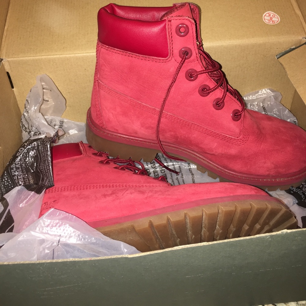 Timberland (Red)
