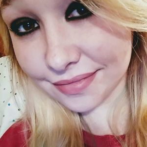 Meet your Posher, Sierra