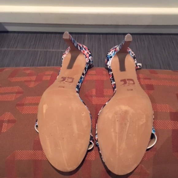 Joe's Jeans Sandal Heels - Picture 4 of 5