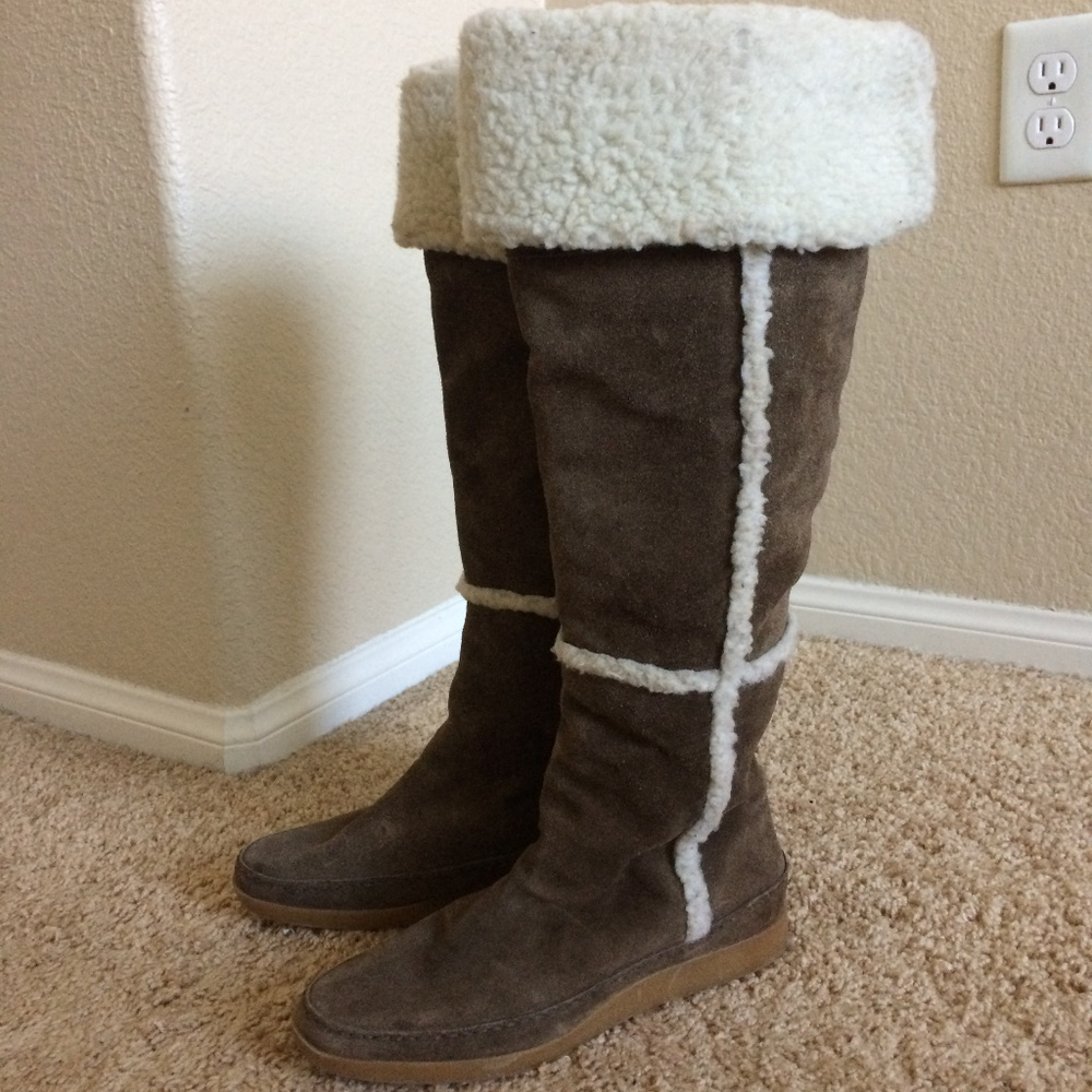 MICHAEL KORS Brown Shearling Suede Winter Boots