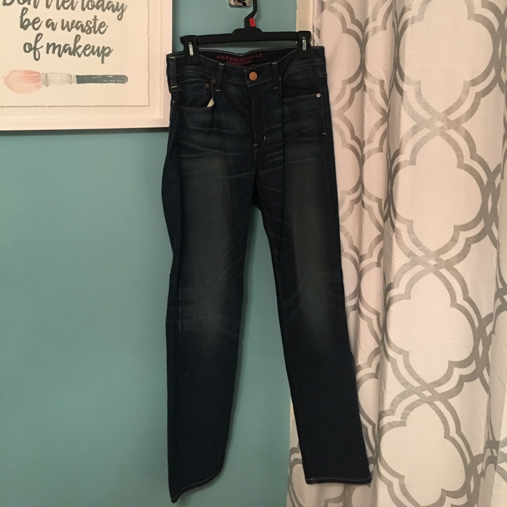 NWT!! American Eagle Jeans (NEVER WORN!!)