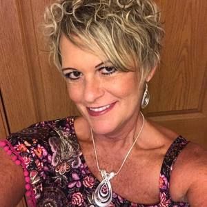 Meet your Posher, Suzette