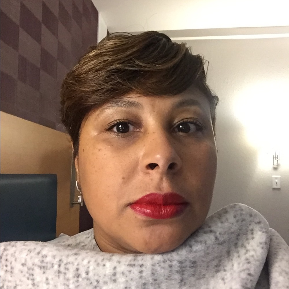 Meet your Posher, Marcia