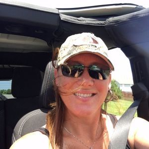 Meet your Posher, Angie