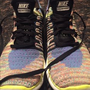 Nike free run flyknit