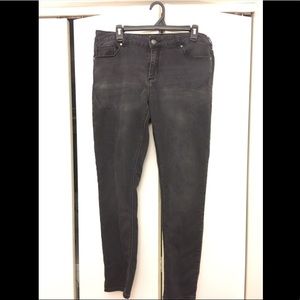 Buffalo Faded Black Midrise Skinny Jeans XL 12/14