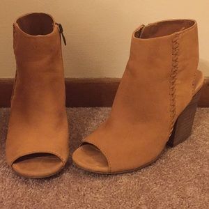 Steve Madden peep toe ankle leather shoes 8.5