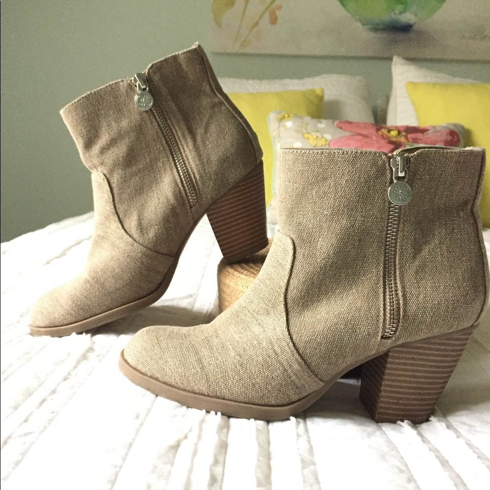 Simply Vera Vera Wang Bootie