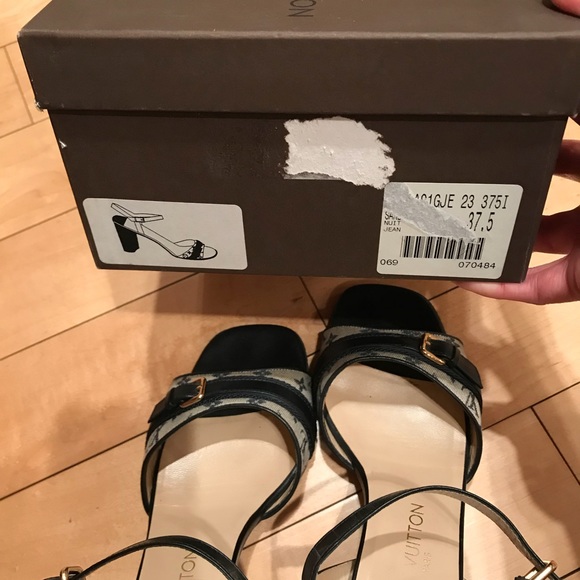 Louis Vuitton canvas lv scandals - Picture 6 of 6