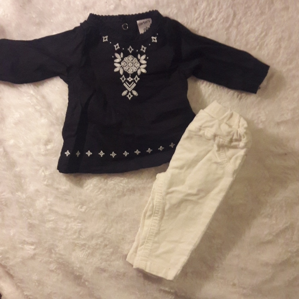 Carter's black and white two piece set