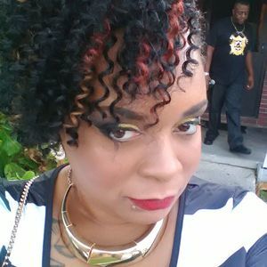 Meet your Posher, Ebony