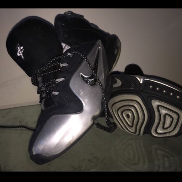 Nike Air Hardaway’s - Picture 3 of 6