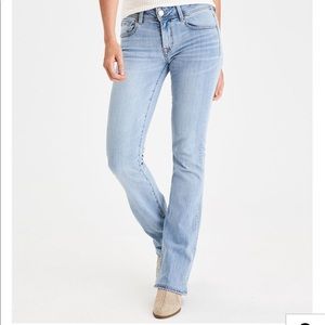 American Eagle boot cut light rinse jean