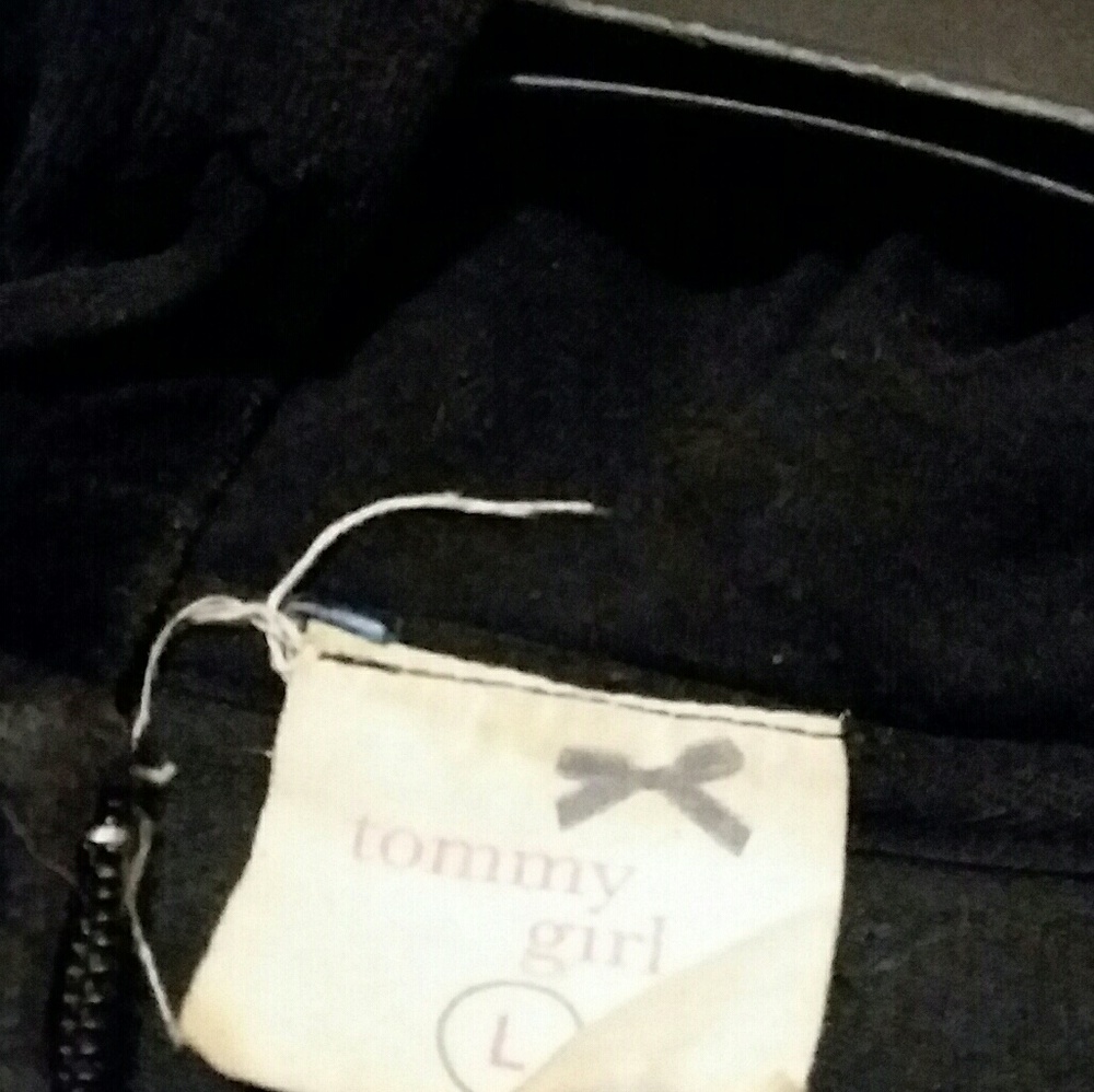 Ladies Clothes - Picture 3 of 3