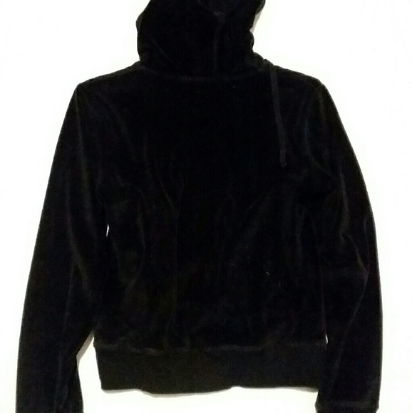 Ladies Clothes - Picture 2 of 3