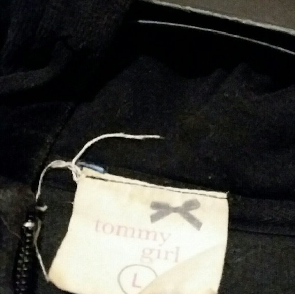 Ladies Clothes - Picture 3 of 3