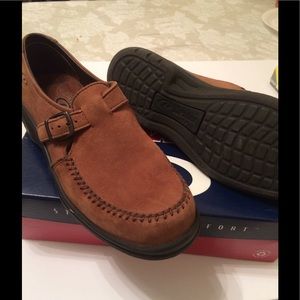 Dexter Women's Shoes