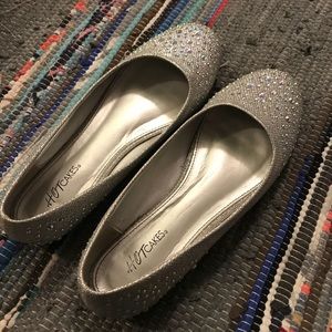 Silver flats